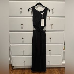 NWT Shona Joy Simone Vneck Cutout midi dress!